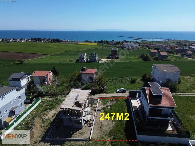 Çeşmeli’de Deniz Manzaralı 247 m² Villa İmarlı Müstakil Arsa — fotoğraf 1