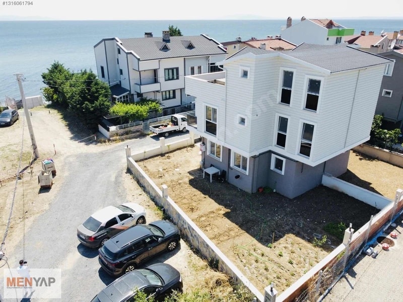 Yeniçiftlik’te Lebi Derya, Deniz Manzaralı Geniş Bahçeli 3+1 Villa — fotoğraf 1