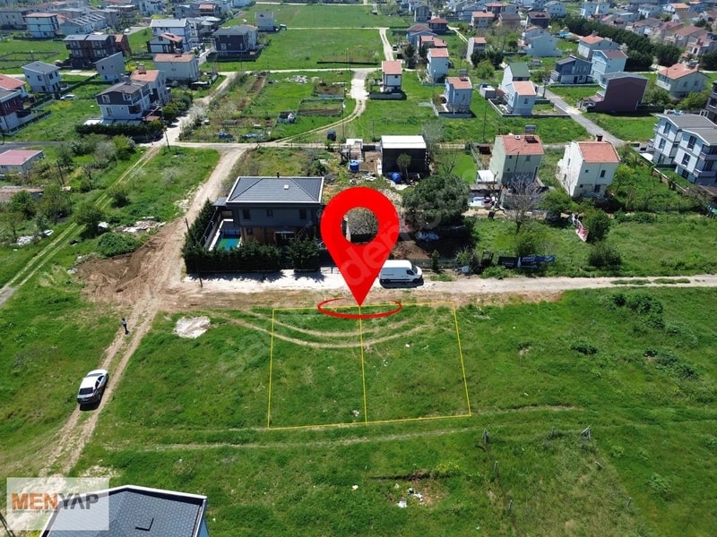 Yeniçiftlik Merkezde İki Yola Cepheli Dubleks Villa Arsası — fotoğraf 1