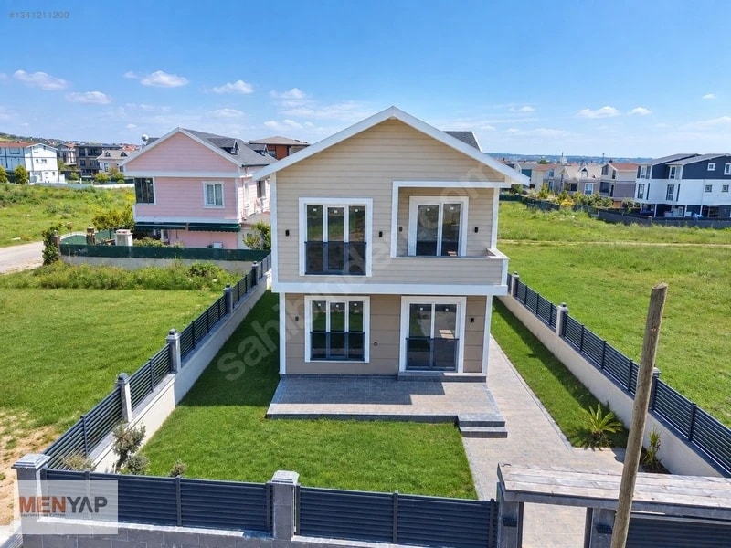 Yeniçiftlik’te 300 m² Arsa İçinde Deniz Manzaralı Müstakil 3+1 Villa — fotoğraf 1