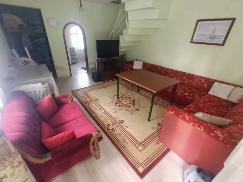 Yeniçiftlik’te Bulvar Caddesi Üzerinde 6+1 Villa — fotoğraf 1