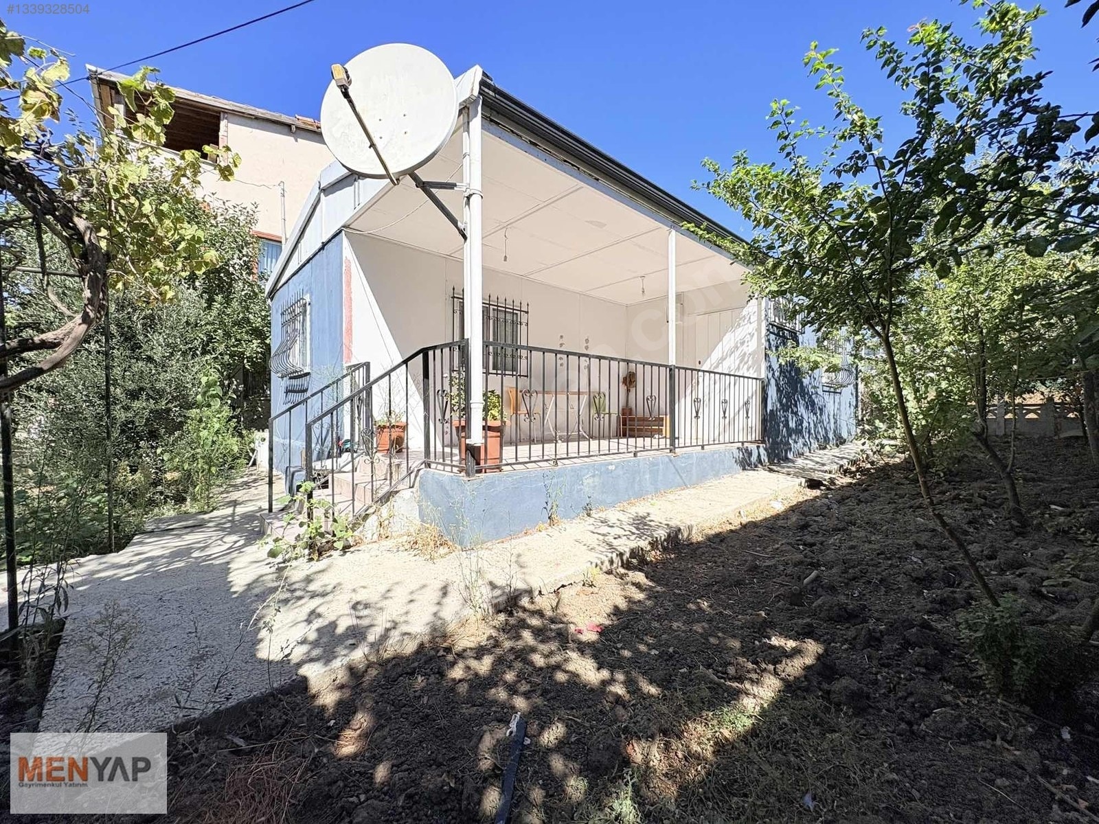 Yeniçiftlik’te 262 m² Arsa İçinde Tek Katlı Müstakil 2+1 Ev — fotoğraf 2