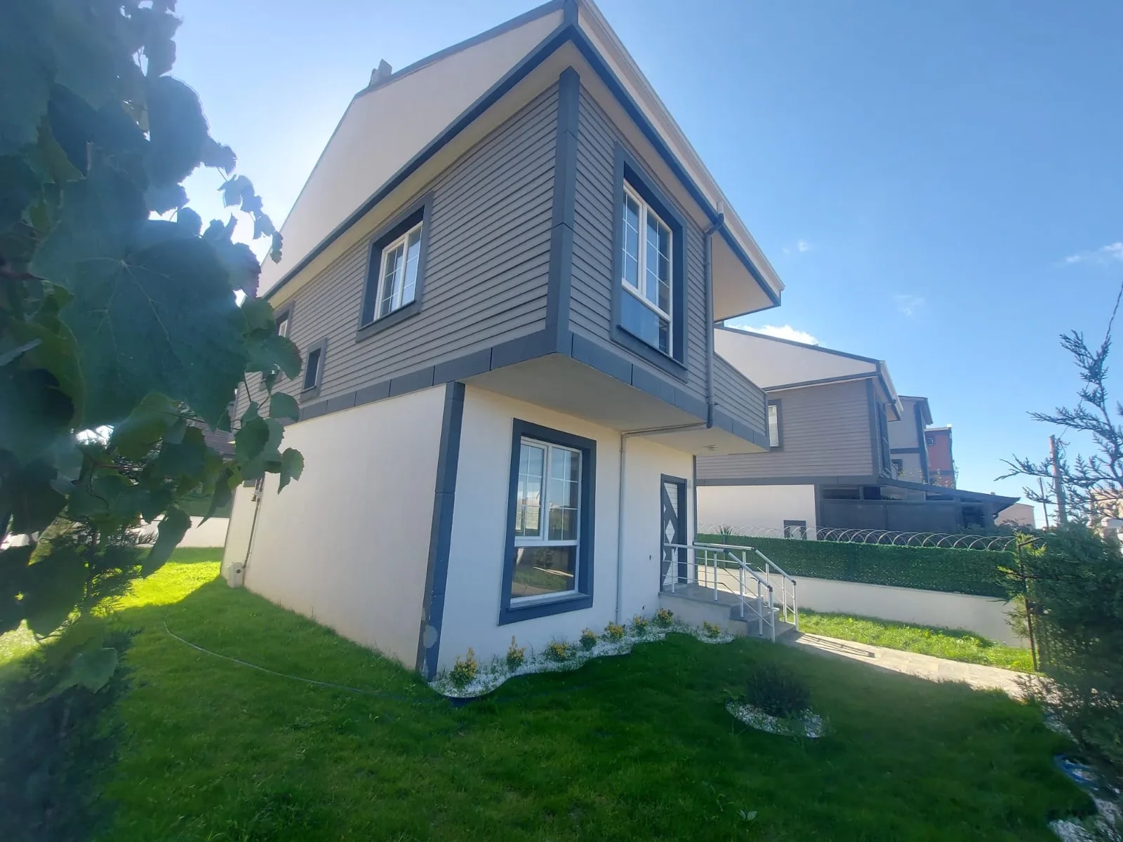 Yeniçiftlik Merkezde 250 m² Arsa İçinde Müstakil 5+1 Yazlık Villa — fotoğraf 2