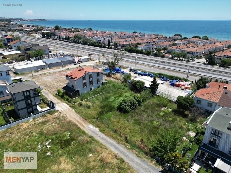 Yeniçiftlik’te Denize 50 Metre, 746 m² Villa İmarlı Müstakil Arsa — fotoğraf 3