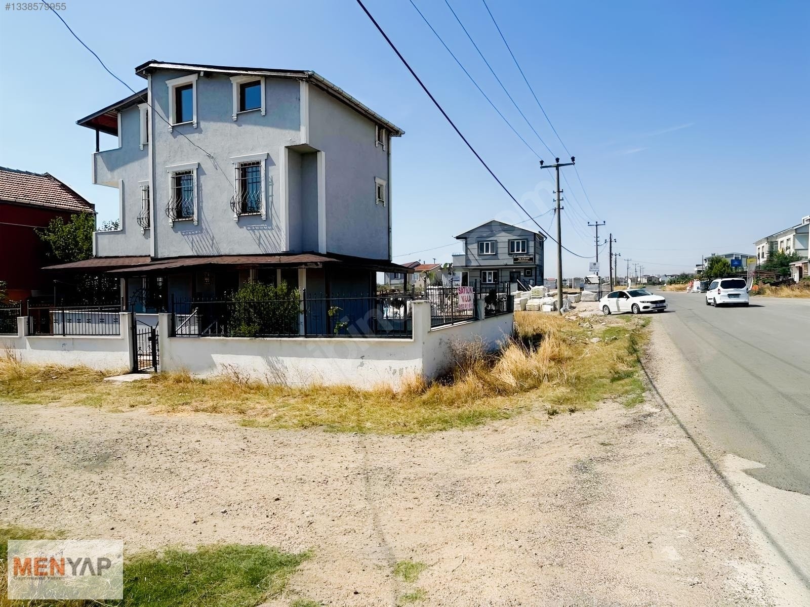 Yeniçiftlik’te Cadde Cepheli, Geniş Bahçeli 4+1 Tripleks Villa — fotoğraf 4