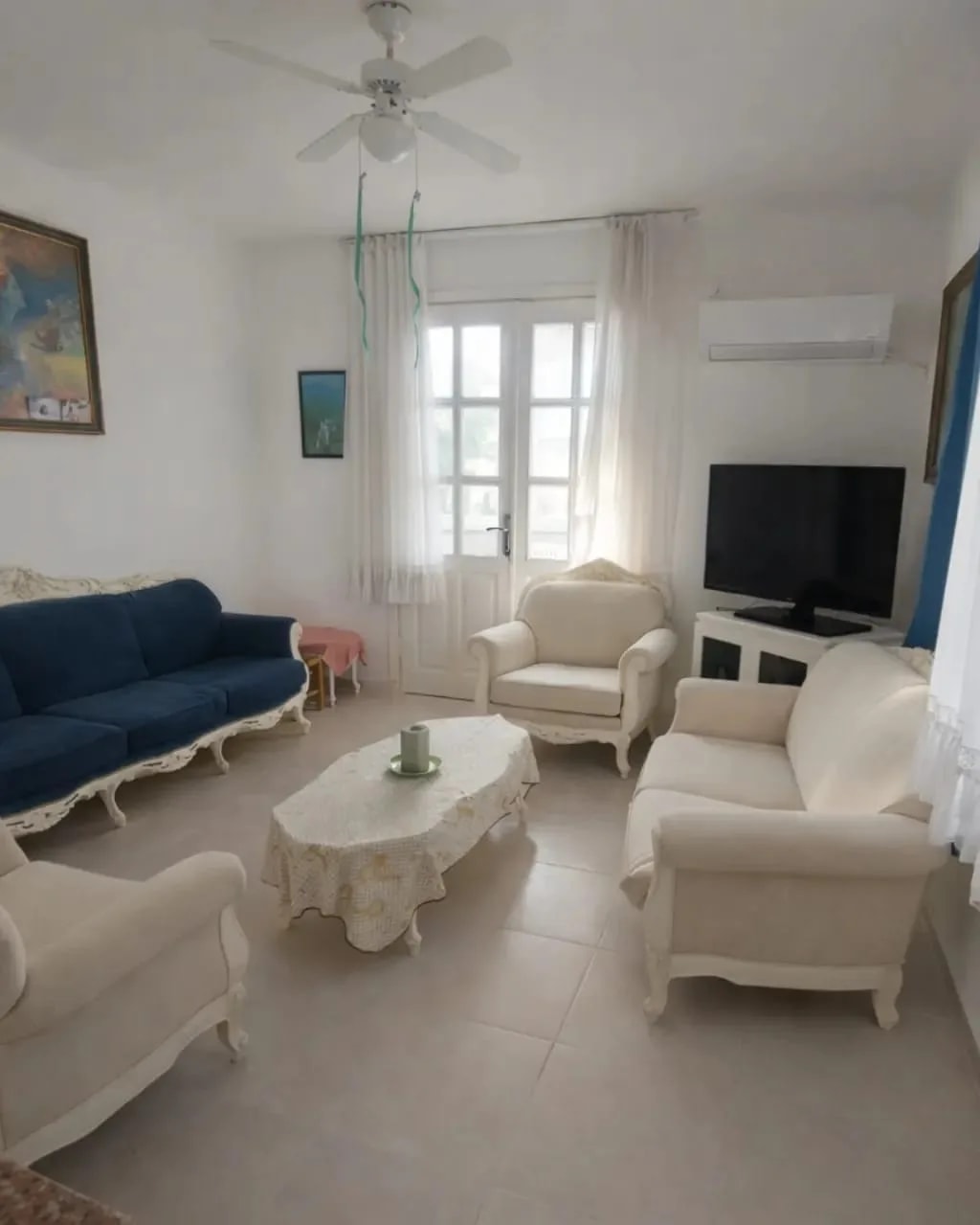 Yeniçiftlik’te Denize Sıfır Havuzlu Sitede 2+1 Bahçe Katı — fotoğraf 5