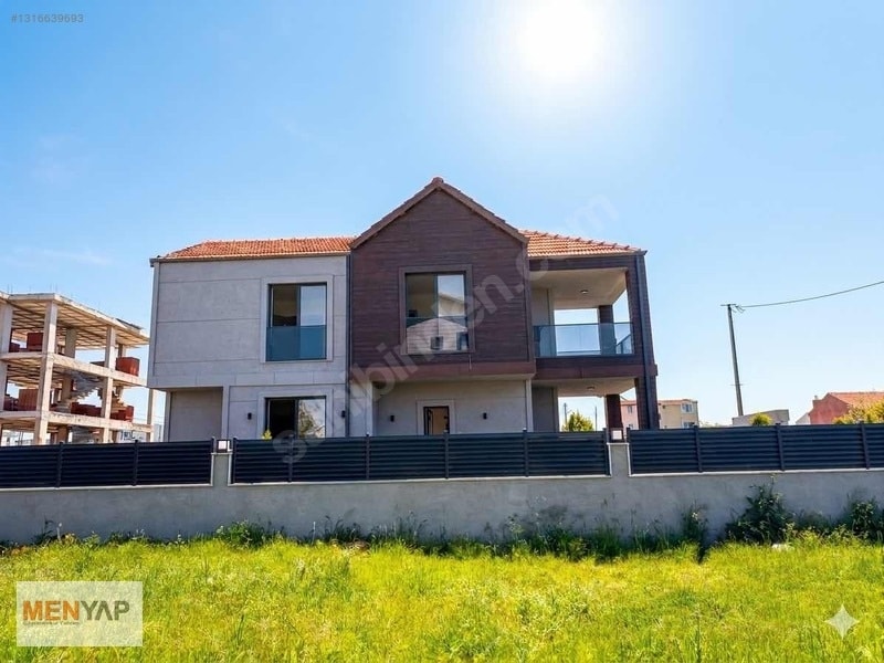 Yeniçiftlik’te Parka Cepheli, Deniz Manzaralı Özel Tasarım 4+1 Villa — fotoğraf 6