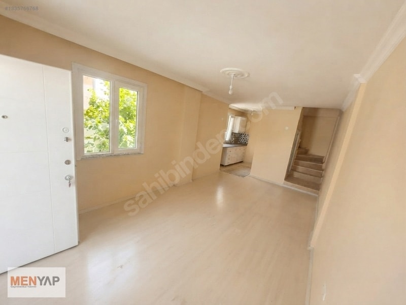 Yeniçiftlik Altıntarla Mevkii’nde Bahçeli 3+1 Tripleks Villa — fotoğraf 6