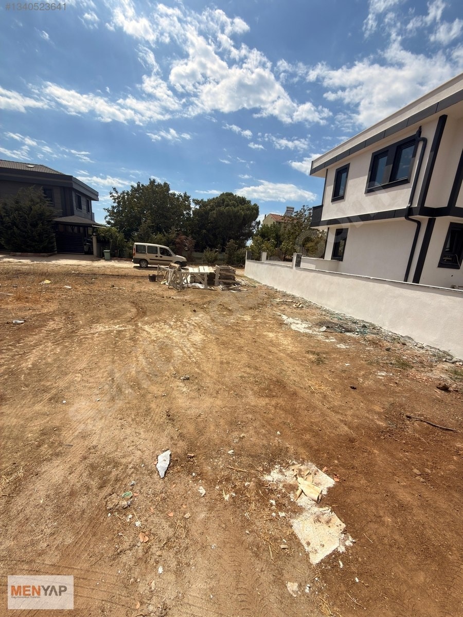 Yeniçiftlik’te Önü ve Arkası Yola Cepheli Villa İmarlı Arsa — fotoğraf 6