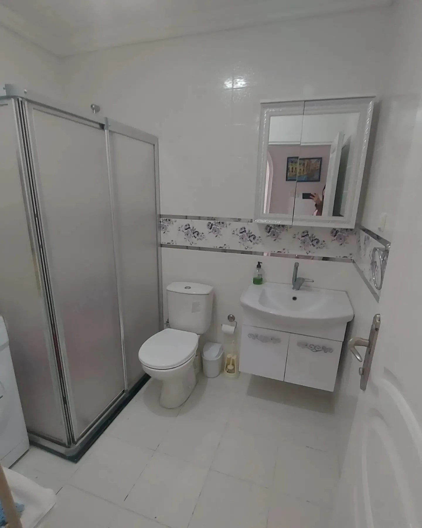 Yeniçiftlik’te Denize Sıfır Havuzlu Sitede 2+1 Bahçe Katı — fotoğraf 6