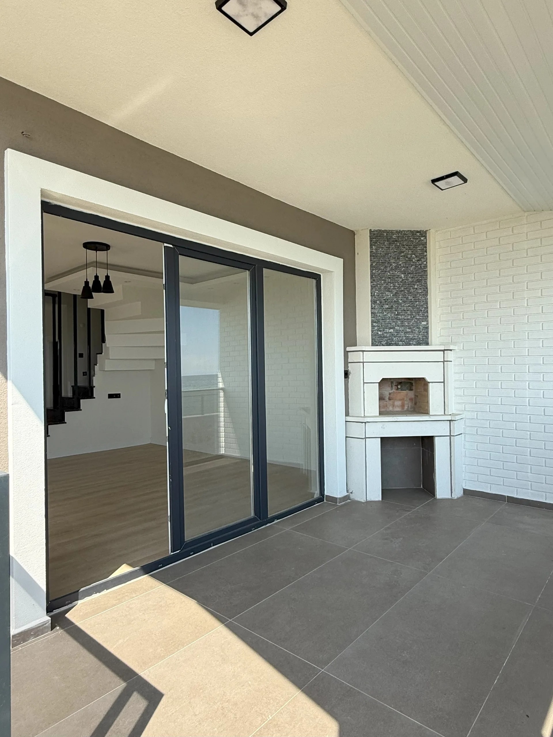 Lilyum Villaları: Yeniçiftlik’te Denize Sıfır Sitede Havuzlu 4+1 Villalar — fotoğraf 6