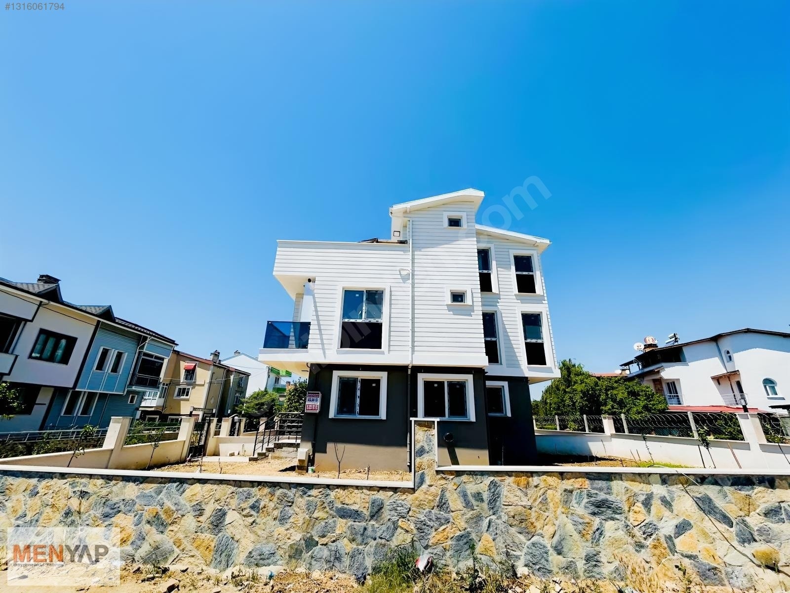 Yeniçiftlik’te Lebi Derya, Deniz Manzaralı Geniş Bahçeli 3+1 Villa — fotoğraf 7