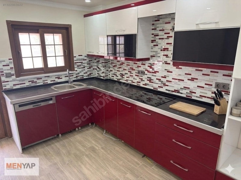 Yeniçiftlik Merkezde Havuzlu, Müstakil Bahçeli 6+1 Villa — fotoğraf 7