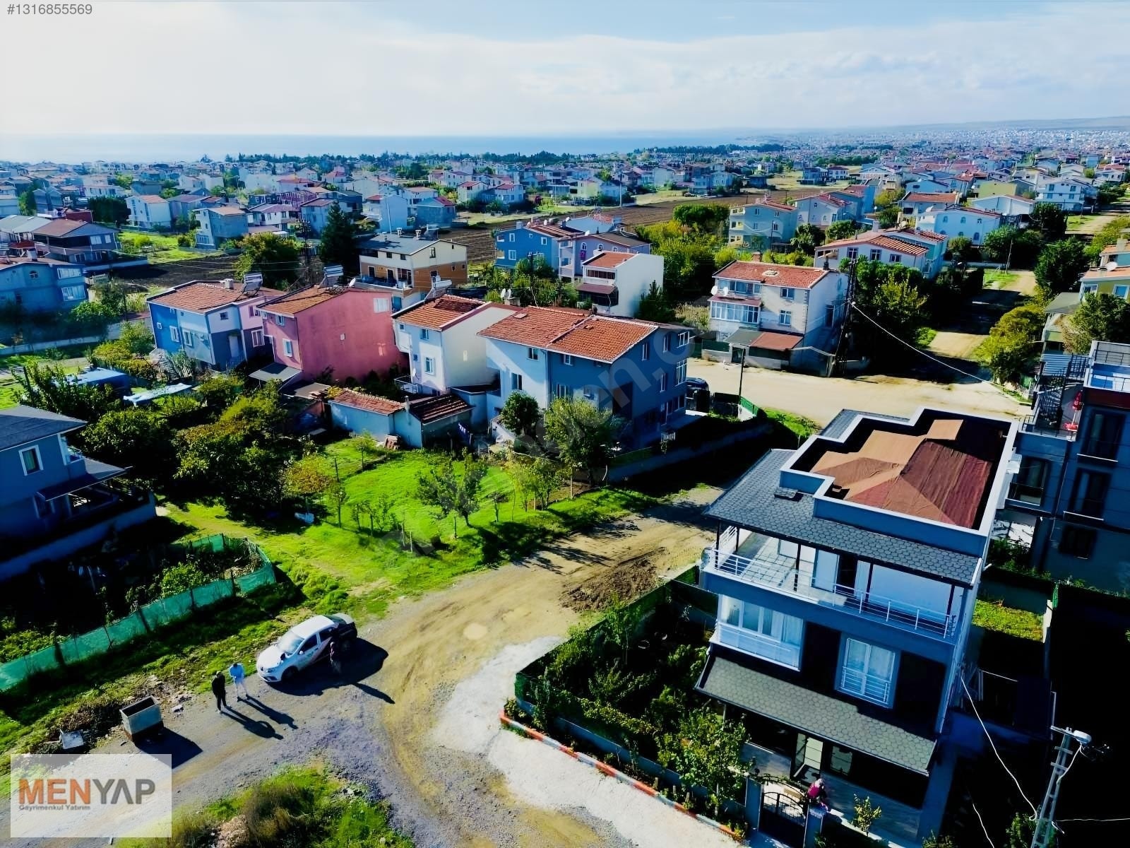 Yeniçiftlik’te Özel Tasarım, İskanlı, Geniş Bahçeli 4+1 Villa — fotoğraf 9