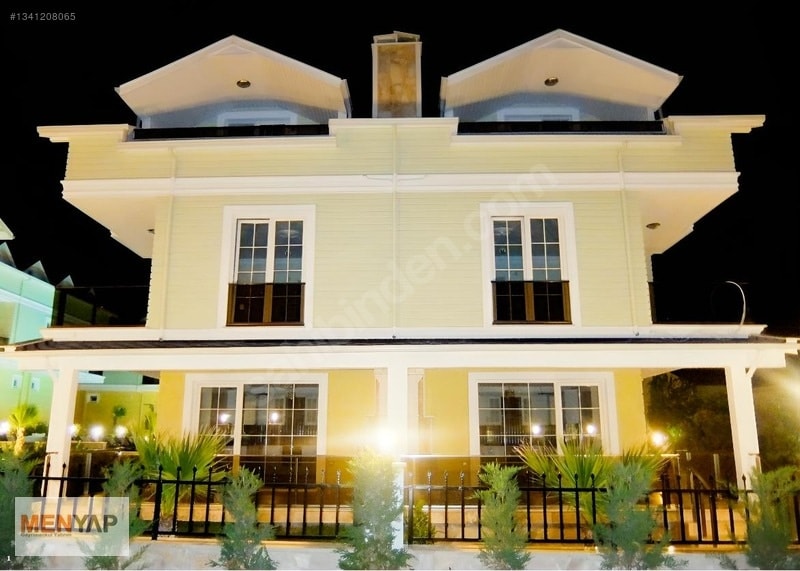 Dereağzı’nda Menyap Palmiye 1 Sitesi’nde Havuzlu 4+1 Villa — fotoğraf 9
