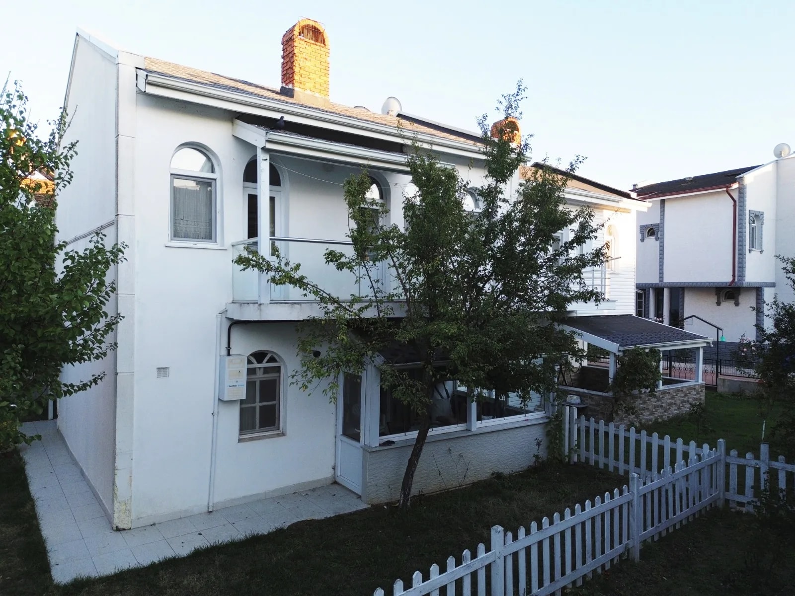 Marmaraereğlisi’nde Havuzlu, Güvenlikli Sitede 3+1 Yazlık Villa — fotoğraf 9