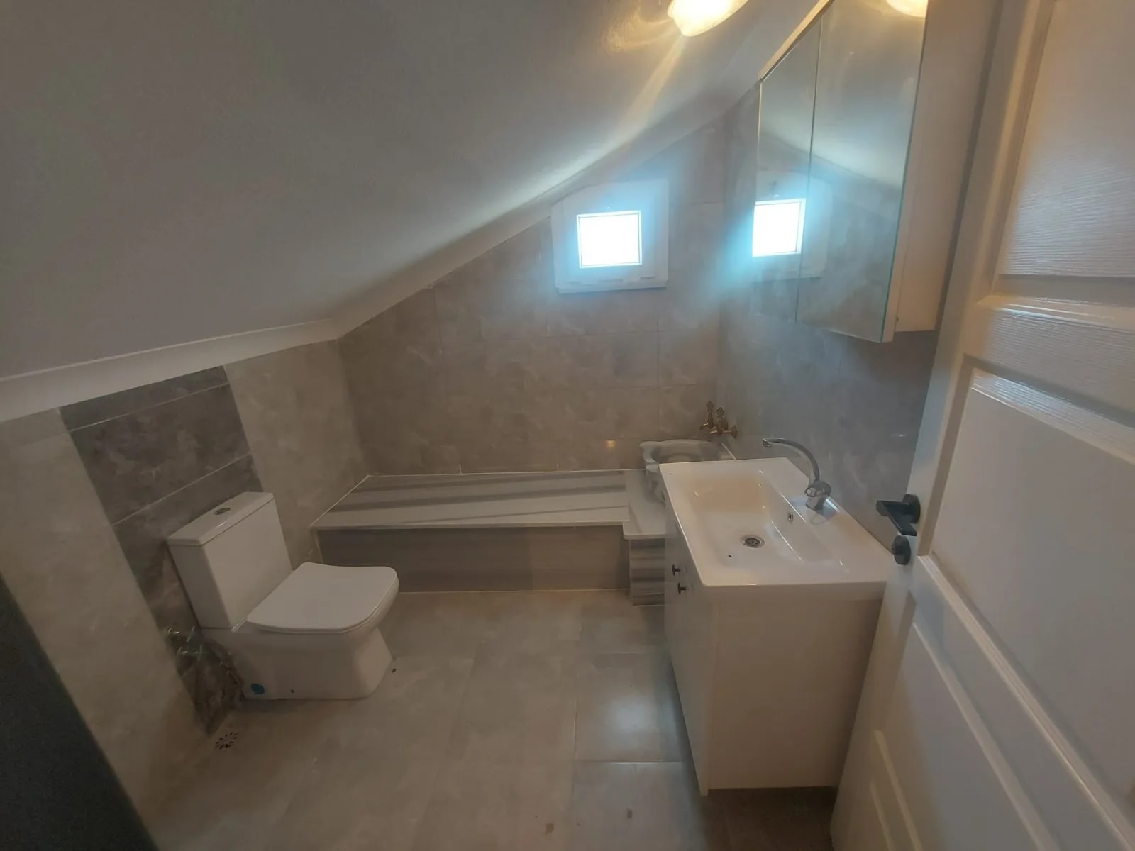 Yeniçiftlik Merkezde 250 m² Arsa İçinde Müstakil 5+1 Yazlık Villa — fotoğraf 9
