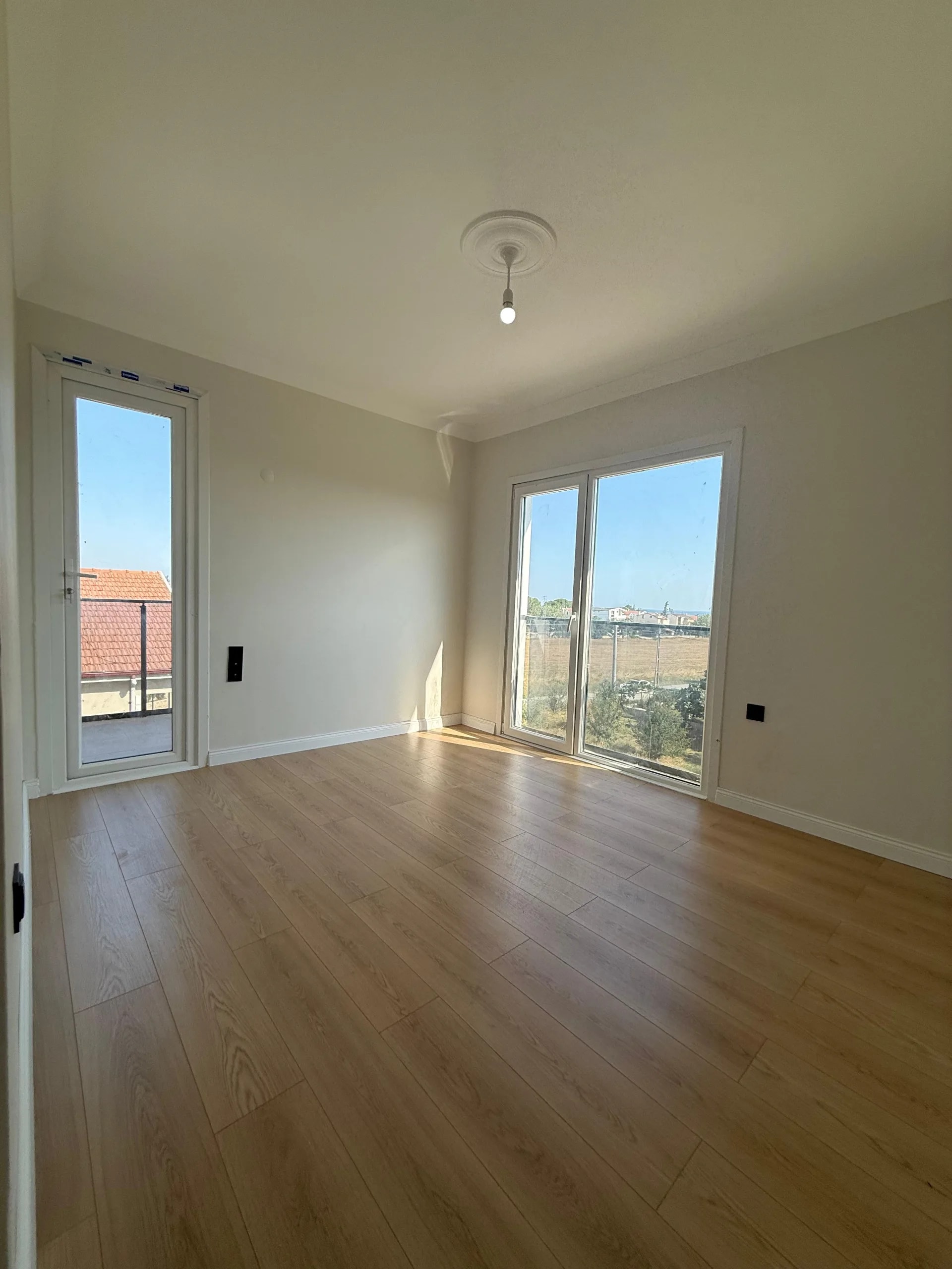 Yeniçiftlik’te Denize 850 Metre, Güney Cepheli 4+1 Villa — fotoğraf 9