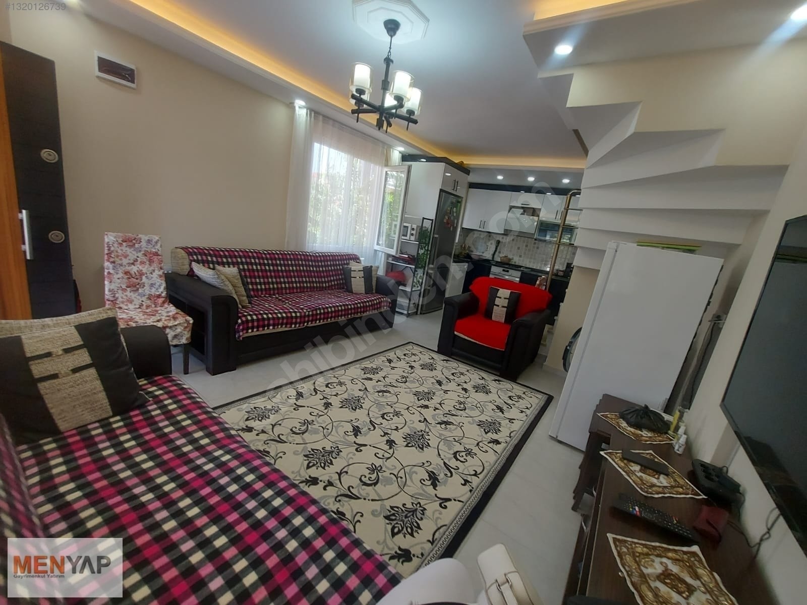 Yeniçiftlik Merkezde Bahçeli 3+1 Tripleks Yazlık Villa — fotoğraf 11