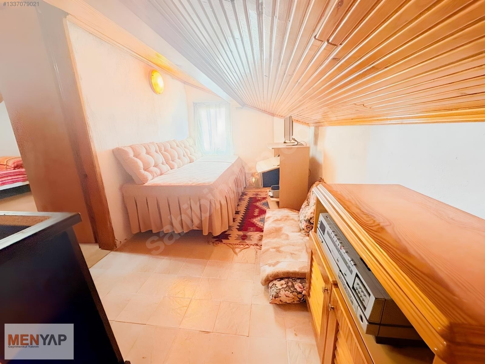 Yeniçiftlik’te Denize Sıfır Havuzlu Sitede Eşyalı 4+1 Dubleks Yazlık — fotoğraf 11