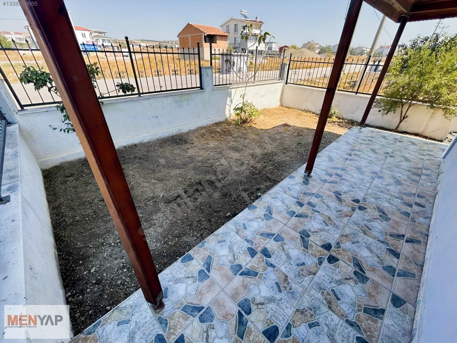 Yeniçiftlik’te Cadde Cepheli, Geniş Bahçeli 4+1 Tripleks Villa — fotoğraf 11