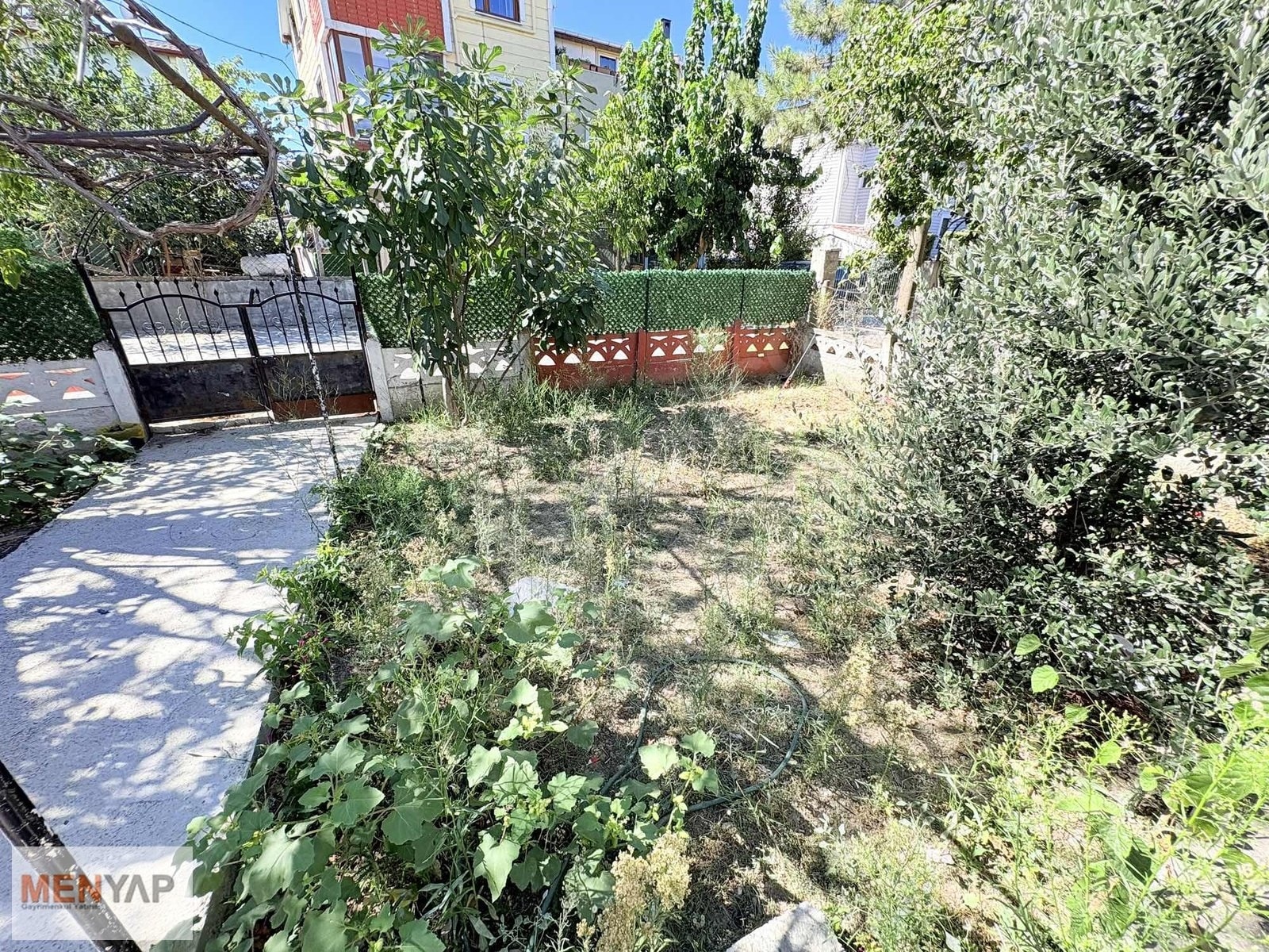 Yeniçiftlik’te 262 m² Arsa İçinde Tek Katlı Müstakil 2+1 Ev — fotoğraf 11