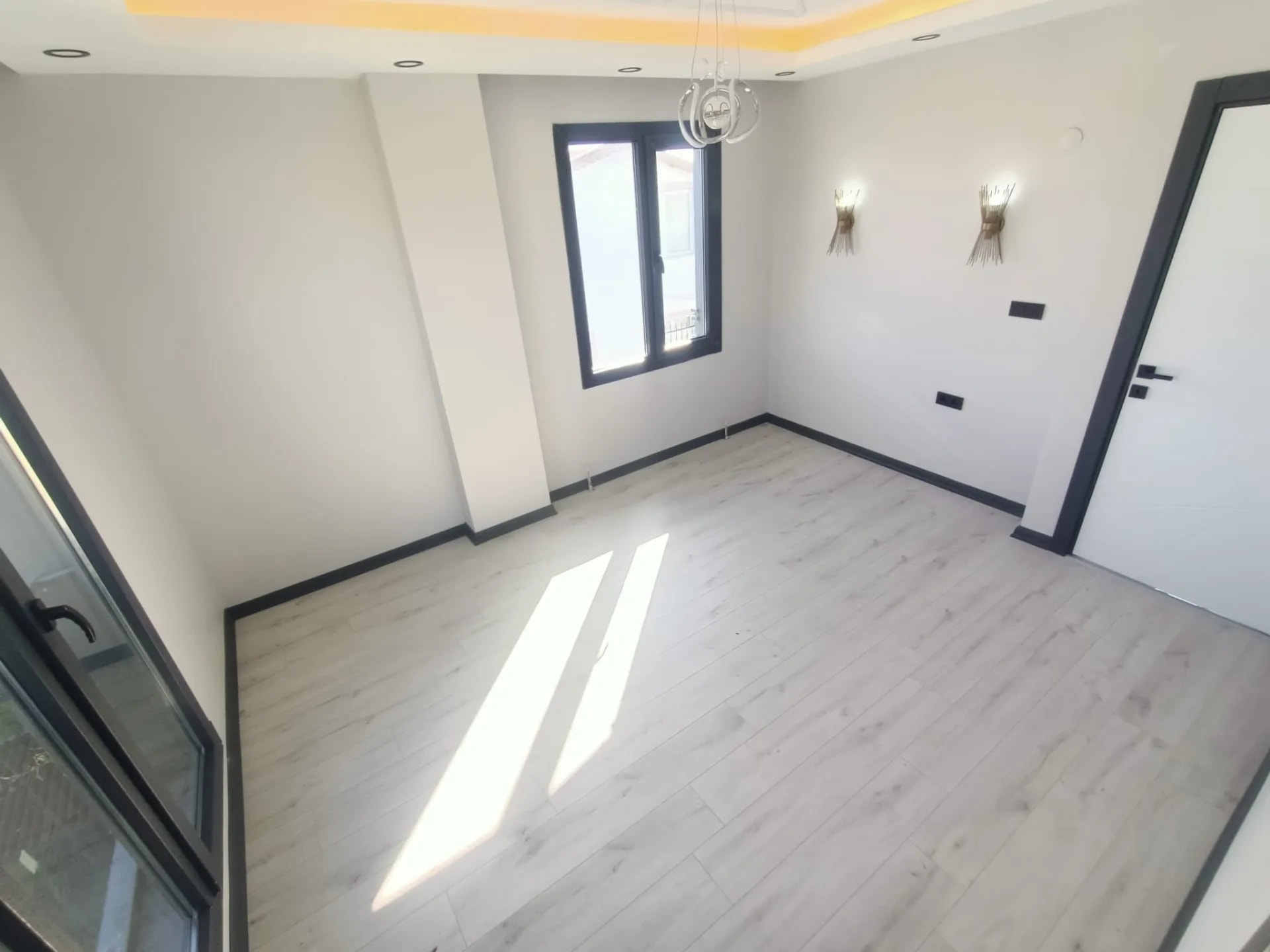 Yeniçiftlik’te Denize 200 Metre, Tam Müstakil 4+1 Villa — fotoğraf 11