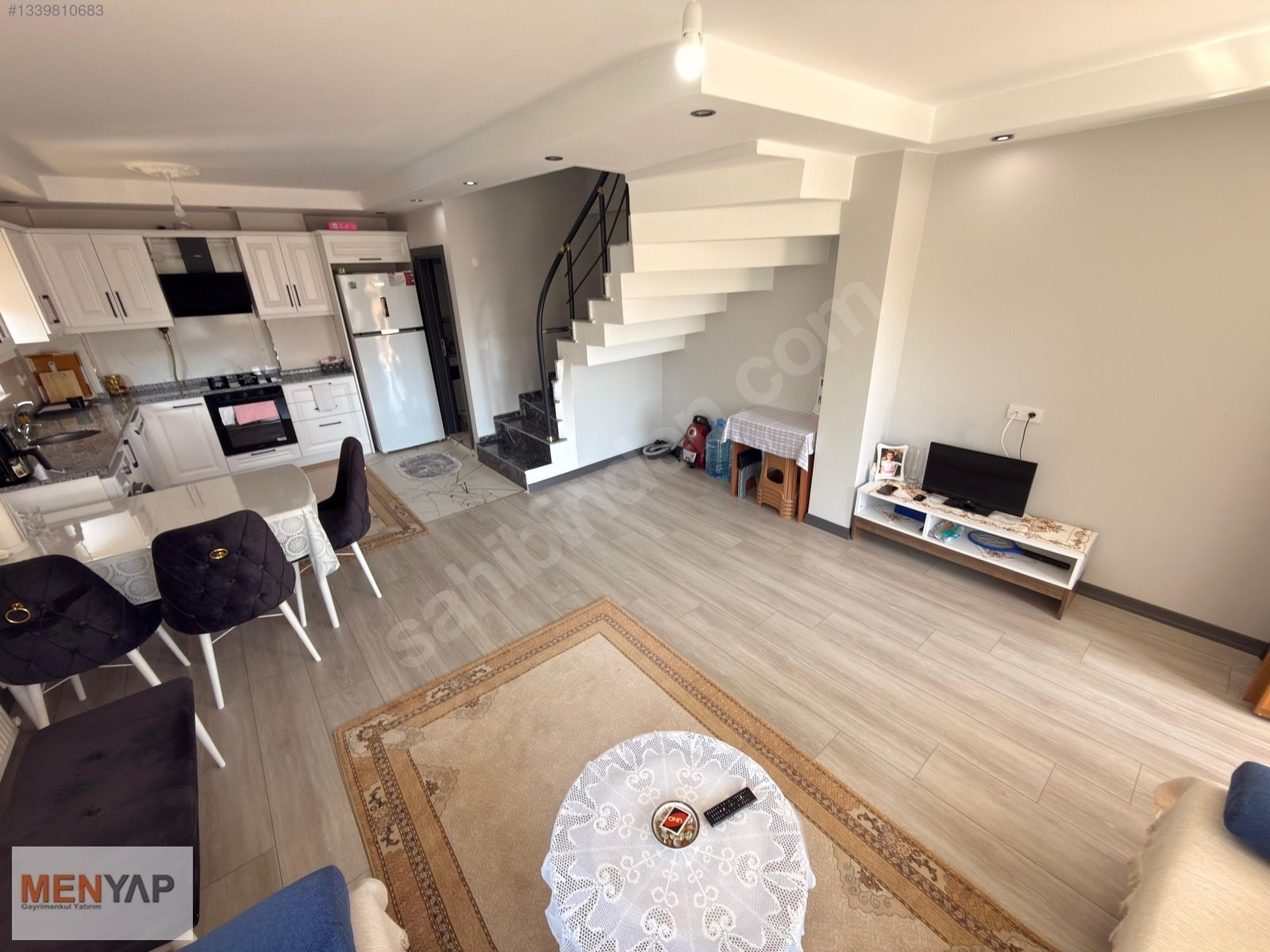 Yeniçiftlik’te İskanlı, Bahçeli 4+1 Tripleks Villa — fotoğraf 12