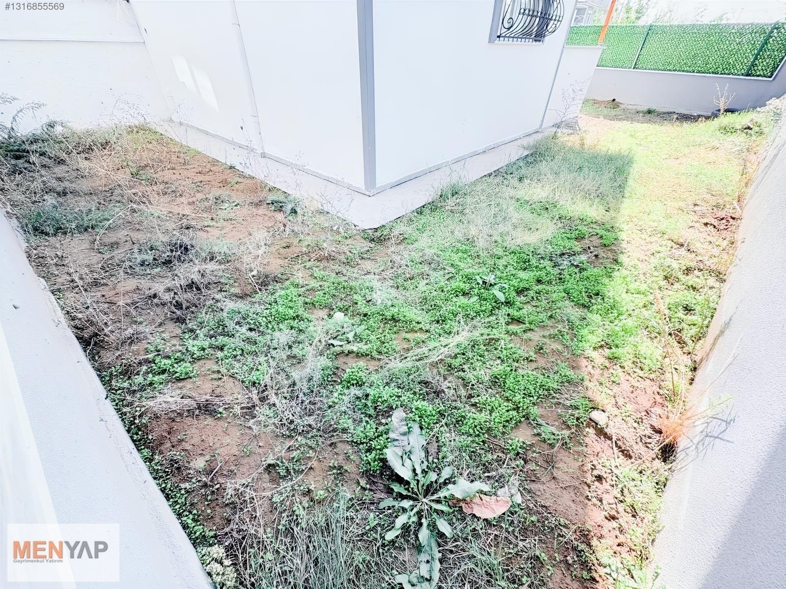 Yeniçiftlik’te Özel Tasarım, İskanlı, Geniş Bahçeli 4+1 Villa — fotoğraf 14