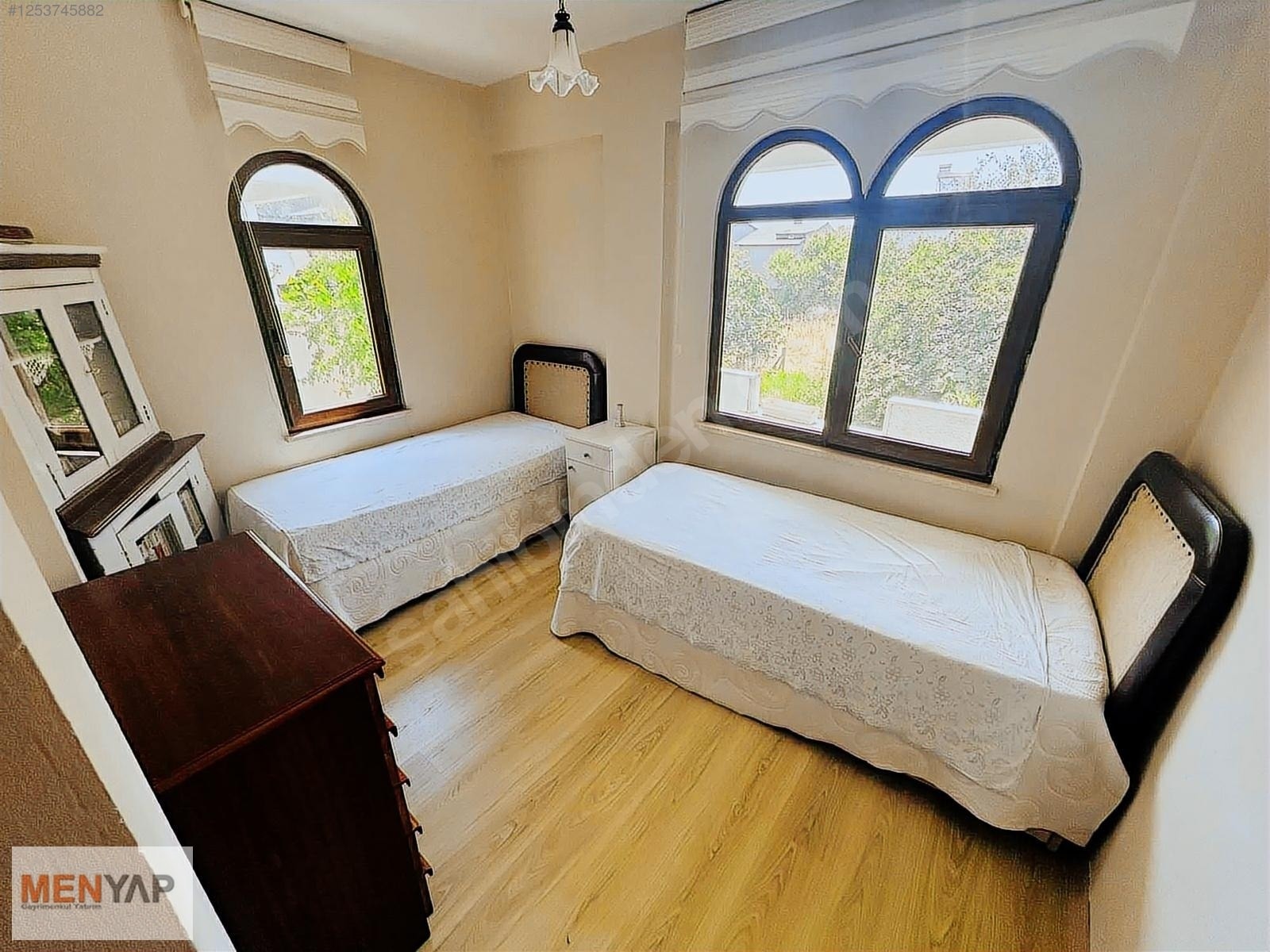 Yeniçiftlik’te Onur Kent Sitesi’nde Denize 200 Metre, Bahçeli 3+1 Villa — fotoğraf 15