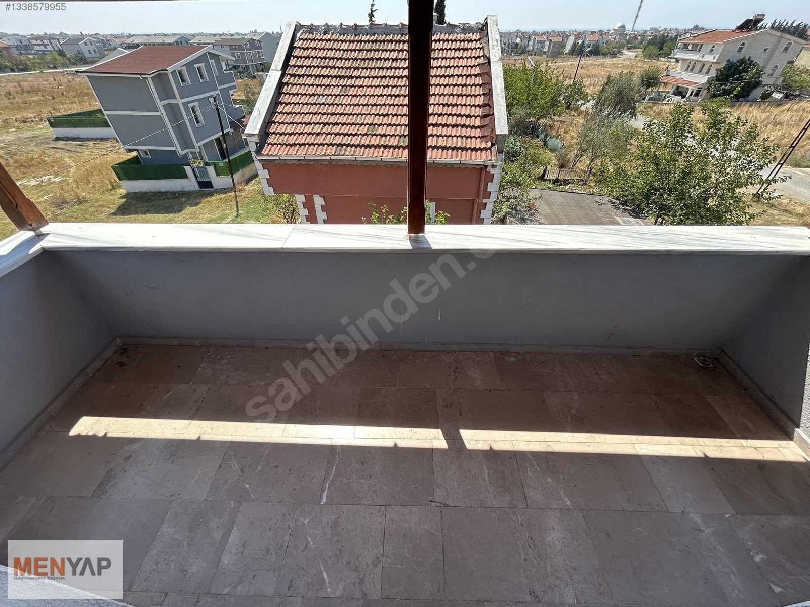 Yeniçiftlik’te Cadde Cepheli, Geniş Bahçeli 4+1 Tripleks Villa — fotoğraf 15
