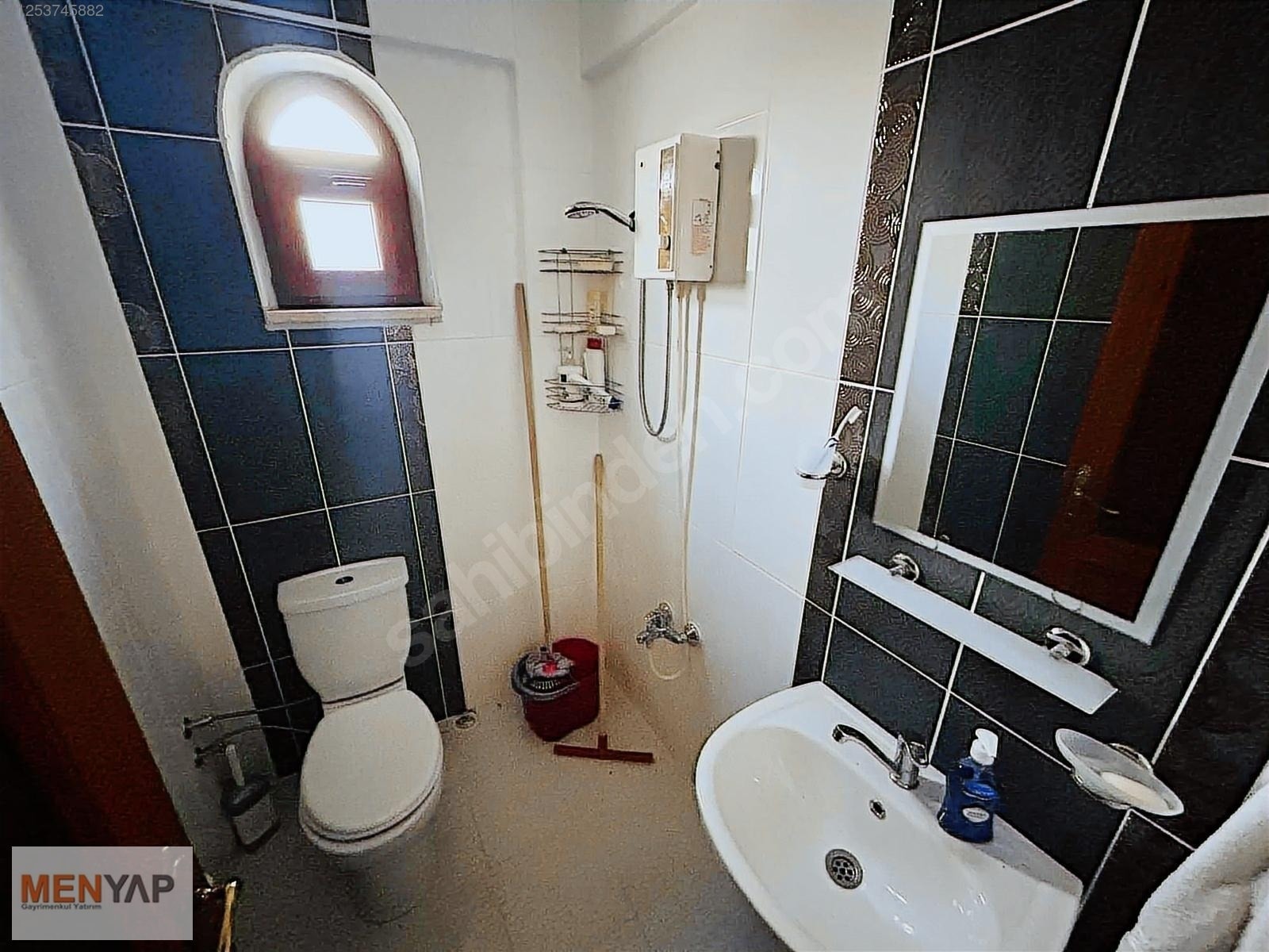 Yeniçiftlik’te Onur Kent Sitesi’nde Denize 200 Metre, Bahçeli 3+1 Villa — fotoğraf 17