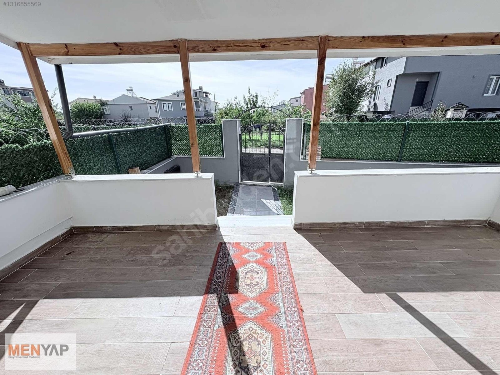 Yeniçiftlik’te Özel Tasarım, İskanlı, Geniş Bahçeli 4+1 Villa — fotoğraf 18
