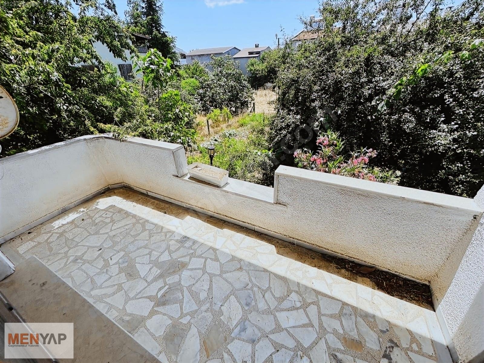 Yeniçiftlik’te Onur Kent Sitesi’nde Denize 200 Metre, Bahçeli 3+1 Villa — fotoğraf 19