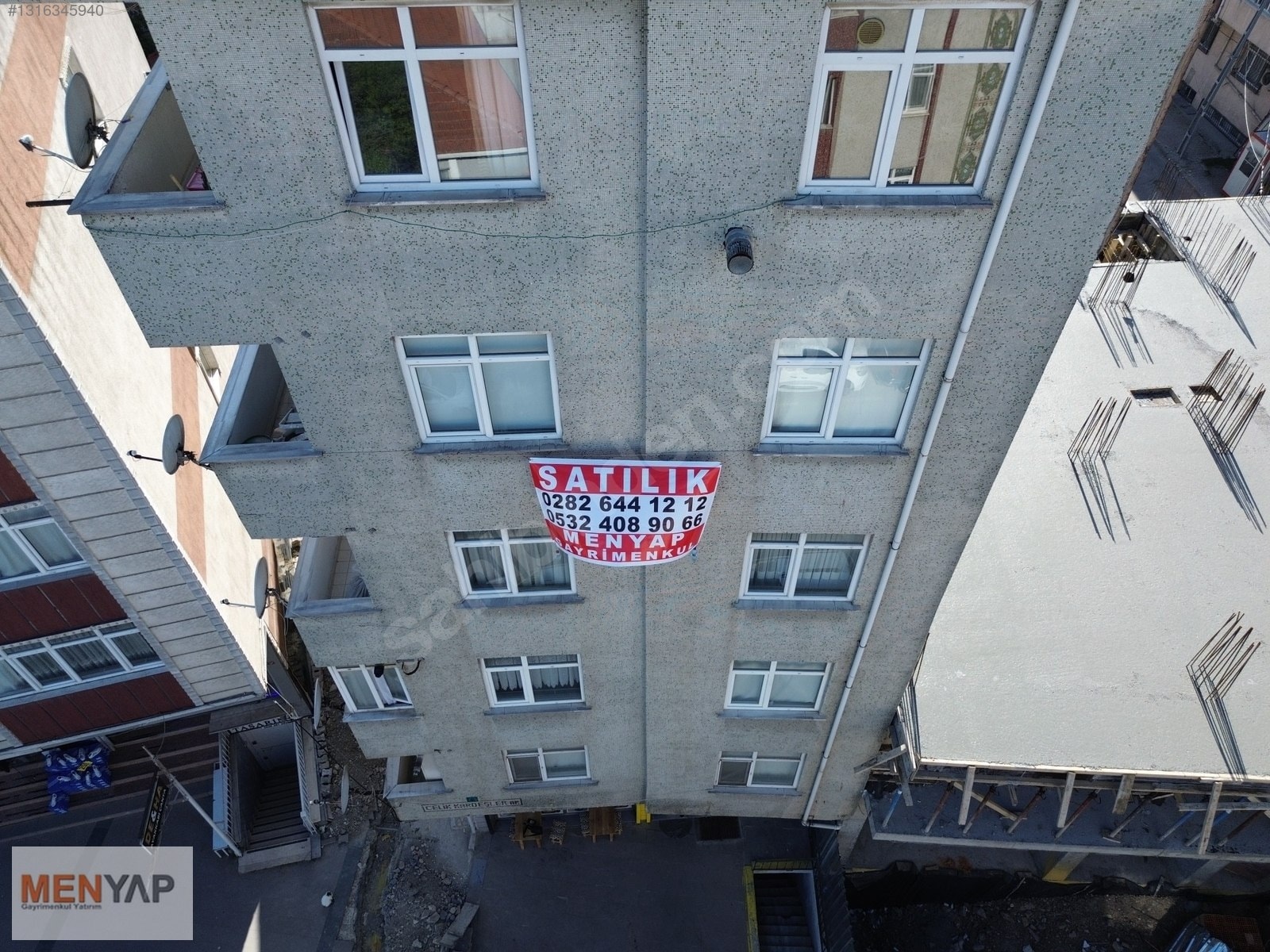 Sefaköy’de 107 m² Arsa Üzerinde Komple Satılık Aile Apartmanı — fotoğraf 19