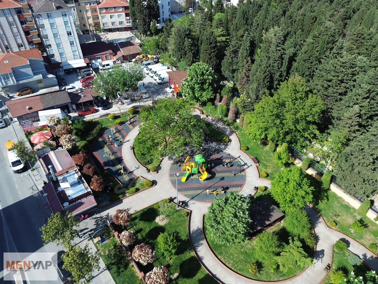 Sefaköy’de 107 m² Arsa Üzerinde Komple Satılık Aile Apartmanı — fotoğraf 20