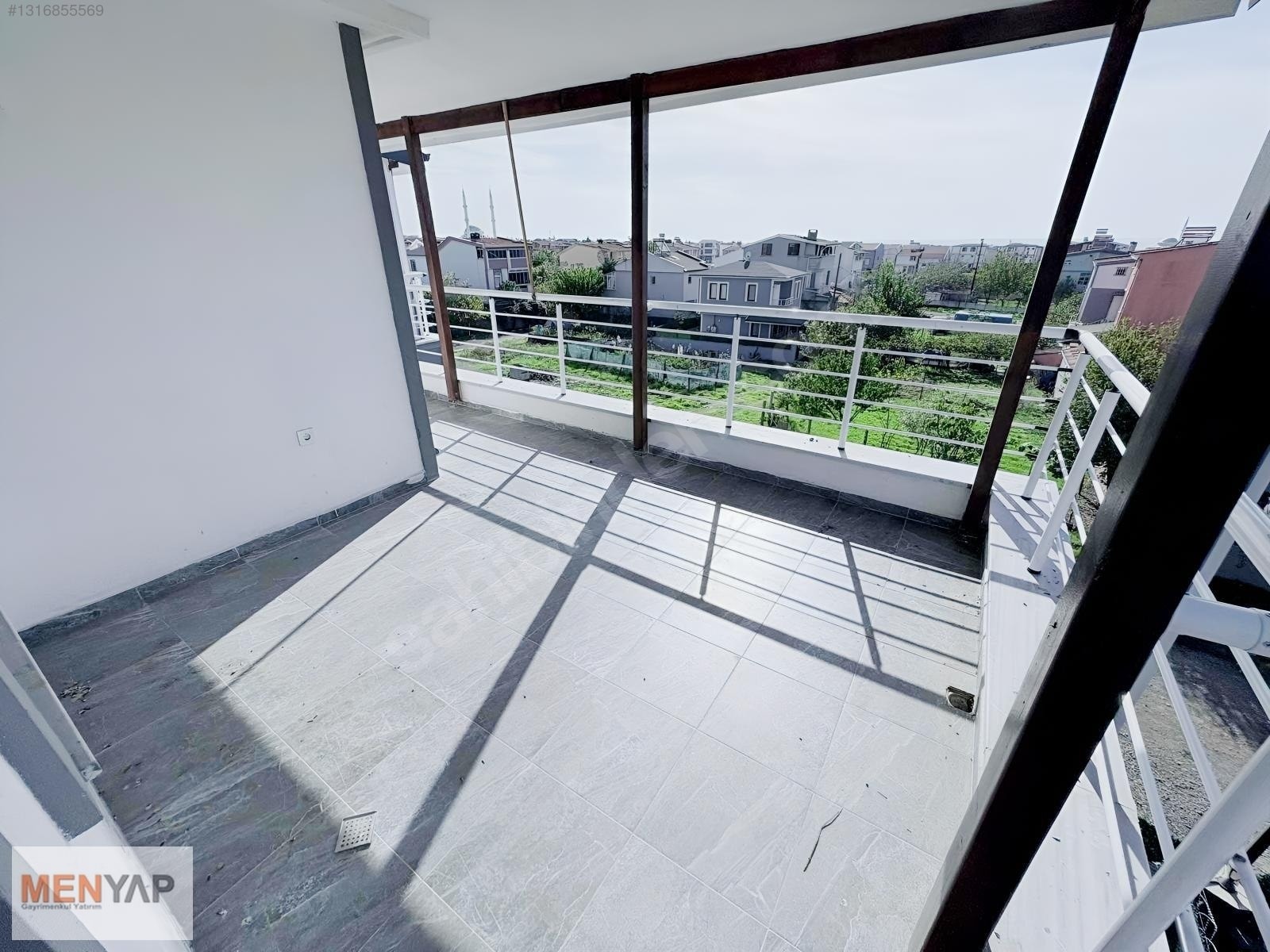 Yeniçiftlik’te Özel Tasarım, İskanlı, Geniş Bahçeli 4+1 Villa — fotoğraf 22