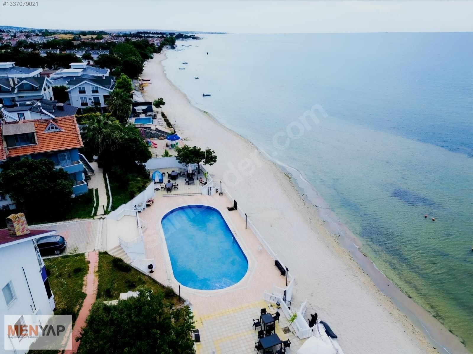 Yeniçiftlik’te Denize Sıfır Havuzlu Sitede Eşyalı 4+1 Dubleks Yazlık — fotoğraf 22