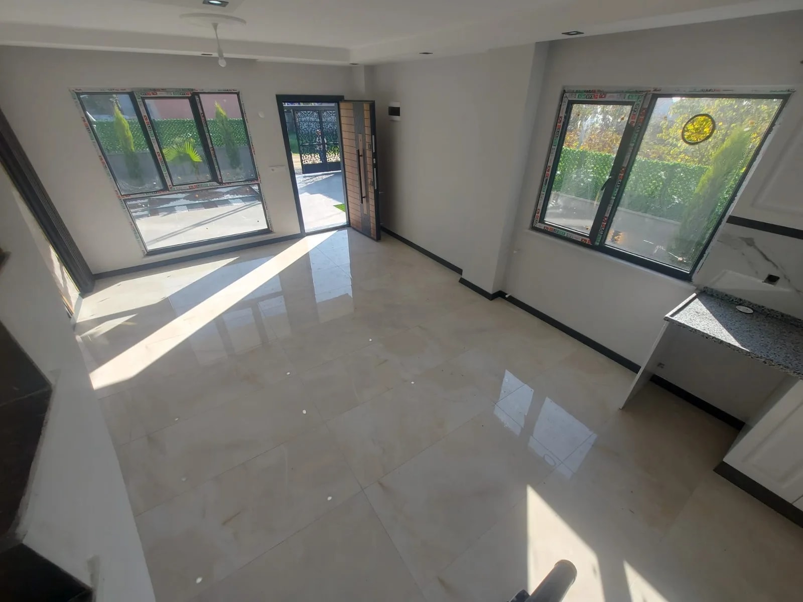 Yeniçiftlik’te Cem Evi Yakınında İskanlı 4+1 Yazlık Villa — fotoğraf 23