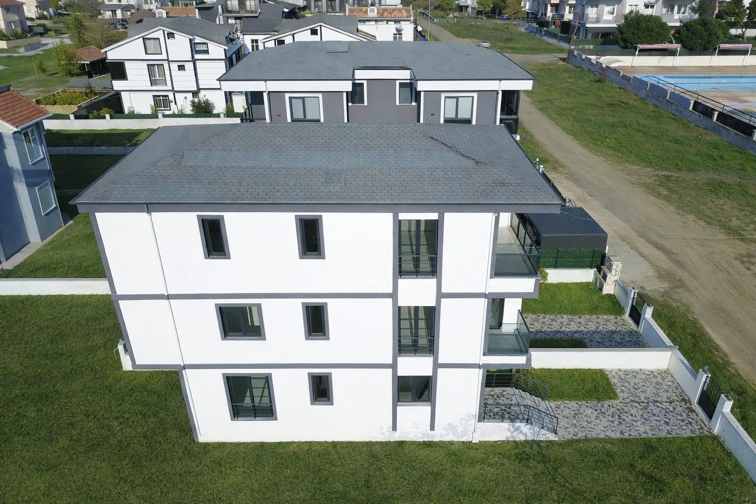 Yeniçiftlik’te Deniz Manzaralı, Müstakil Bahçeli 4+1 Villa — fotoğraf 23