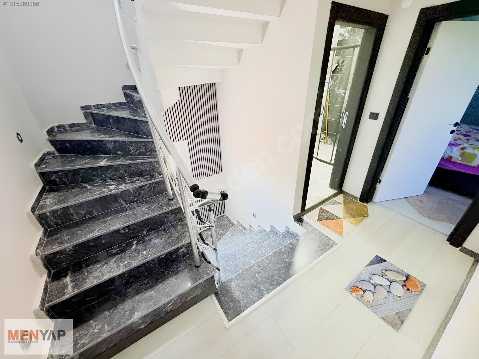 Yeniçiftlik’te Isıtmalı Havuzlu, Kış Bahçeli 4+1 Tripleks Villa — fotoğraf 24