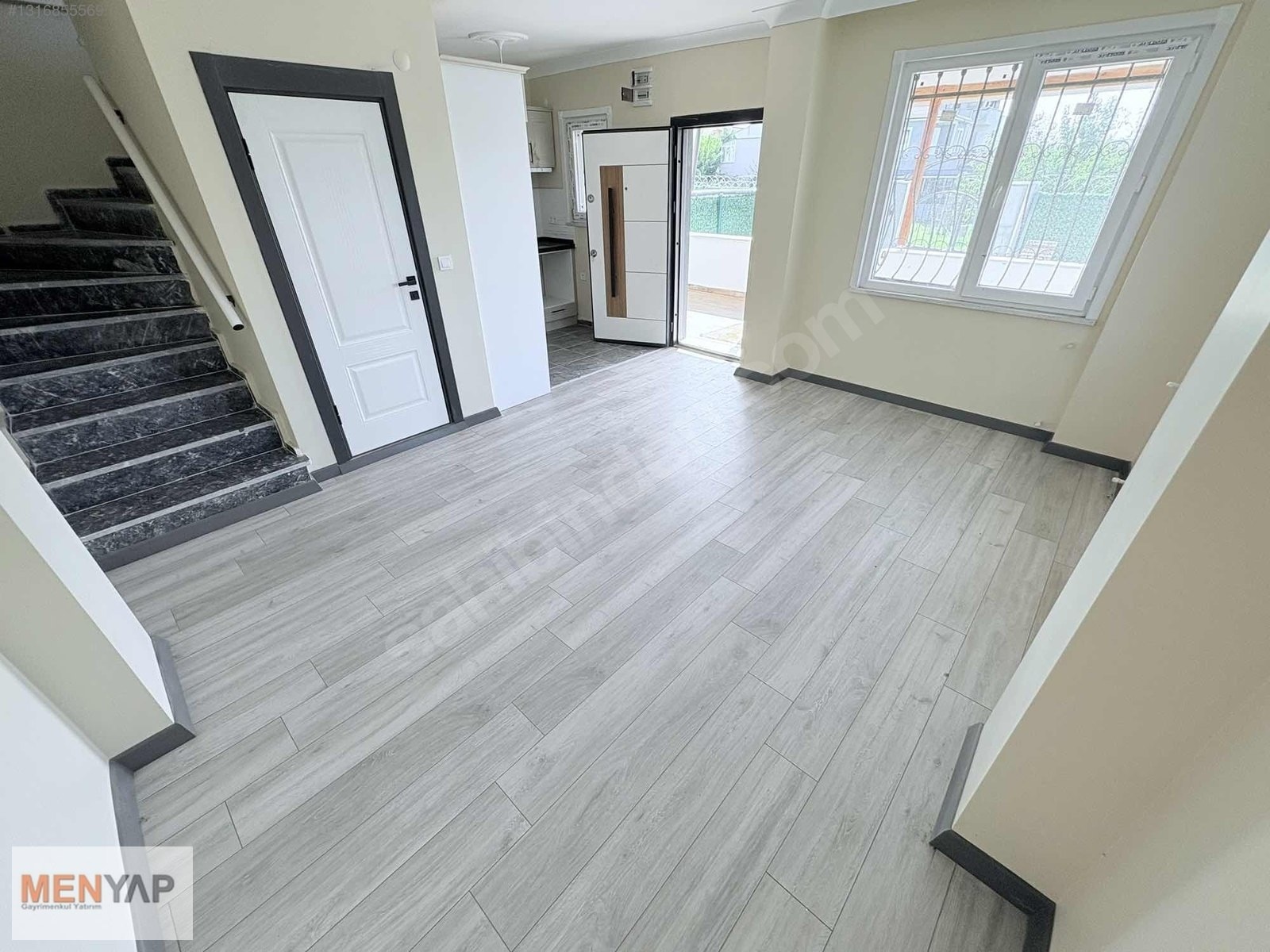 Yeniçiftlik’te Özel Tasarım, İskanlı, Geniş Bahçeli 4+1 Villa — fotoğraf 27