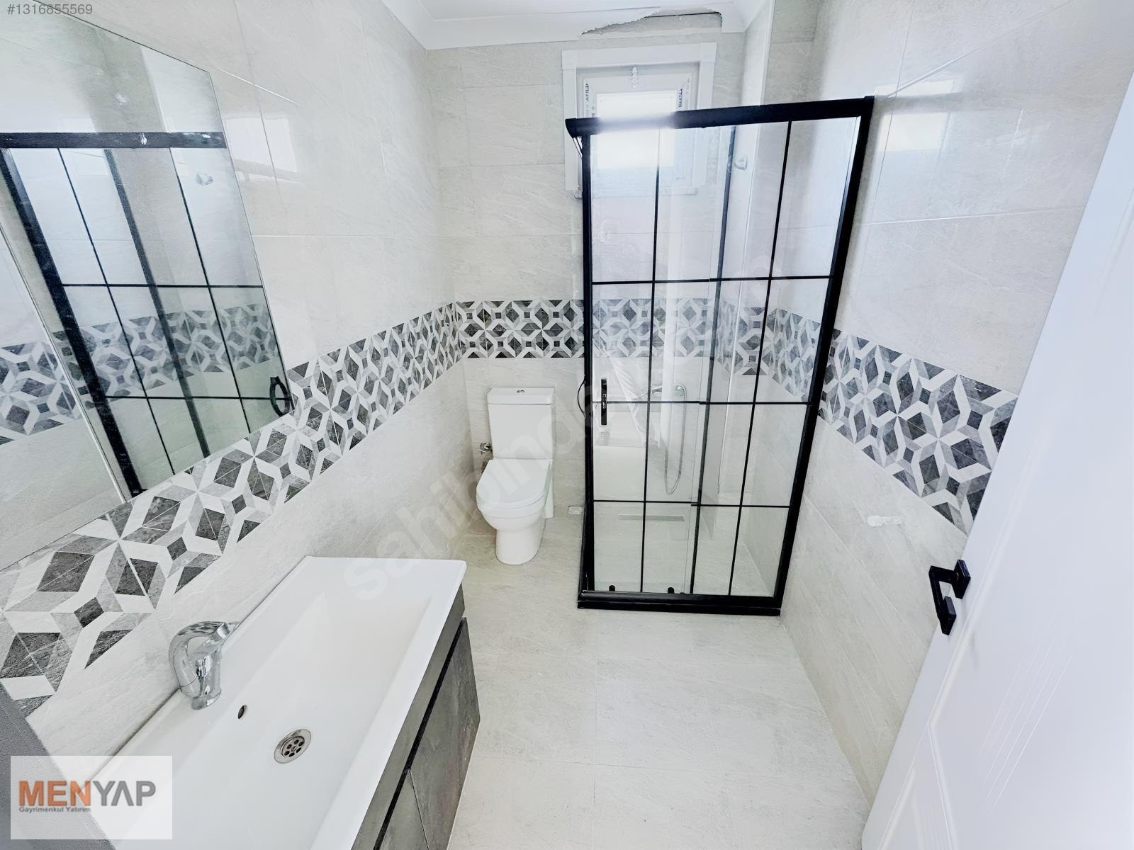Yeniçiftlik’te Özel Tasarım, İskanlı, Geniş Bahçeli 4+1 Villa — fotoğraf 28