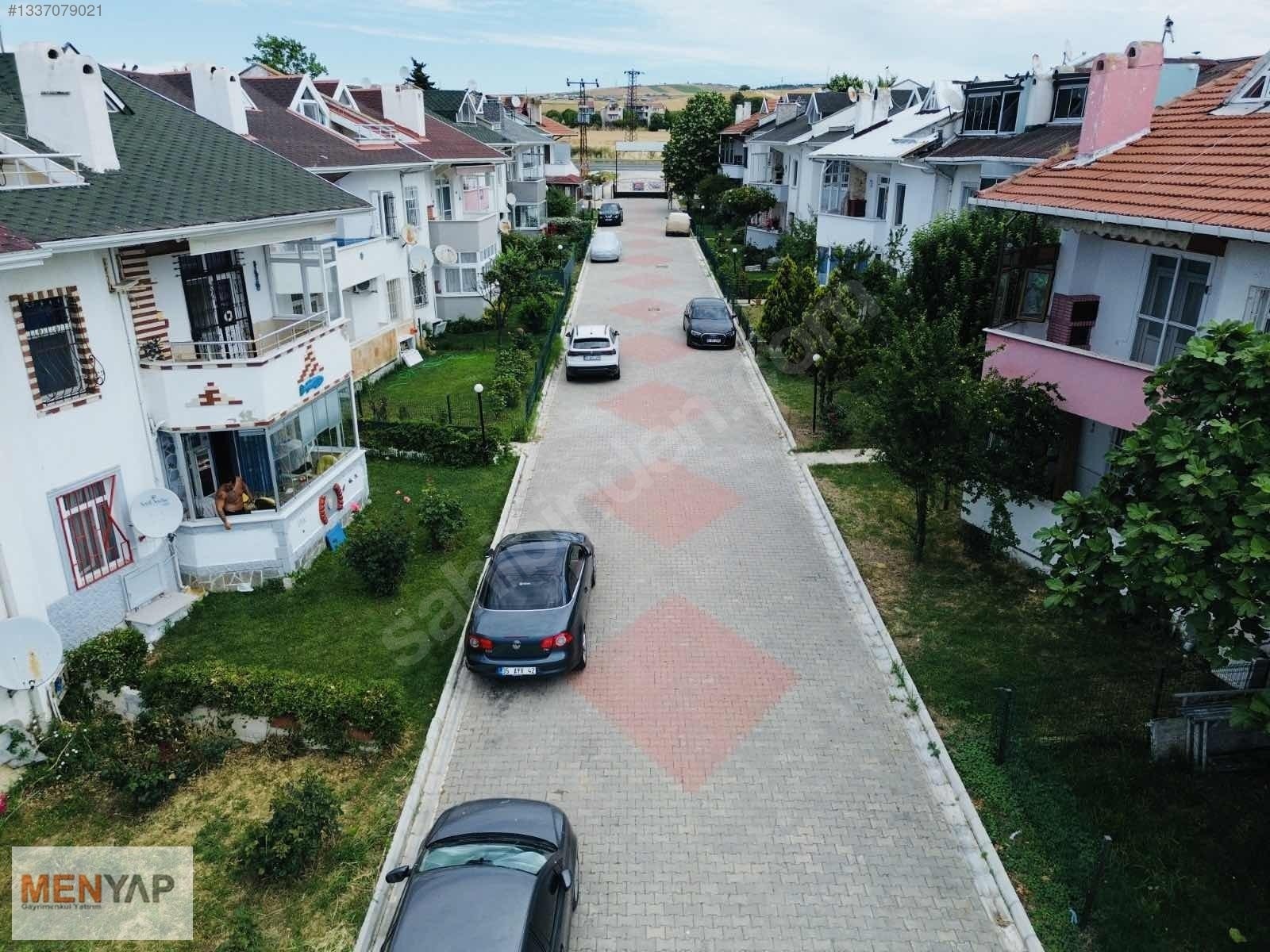 Yeniçiftlik’te Denize Sıfır Havuzlu Sitede Eşyalı 4+1 Dubleks Yazlık — fotoğraf 31