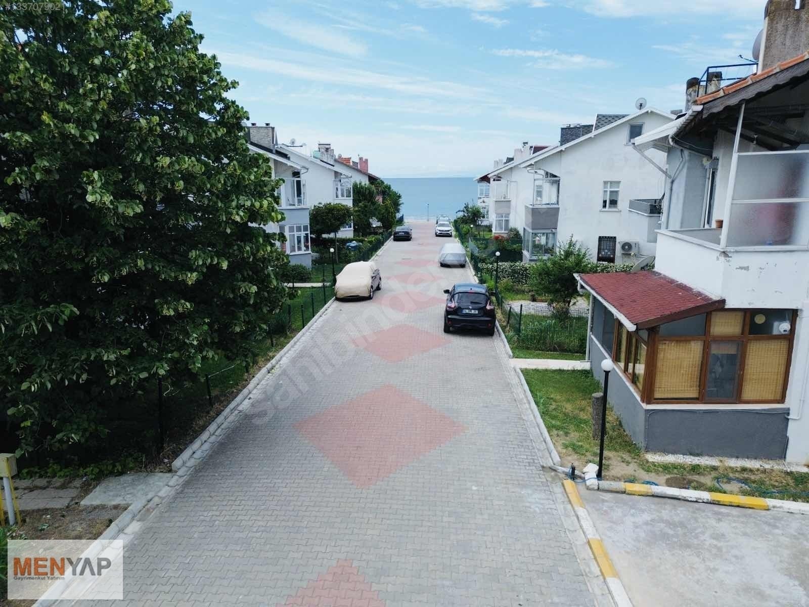 Yeniçiftlik’te Denize Sıfır Havuzlu Sitede Eşyalı 4+1 Dubleks Yazlık — fotoğraf 32