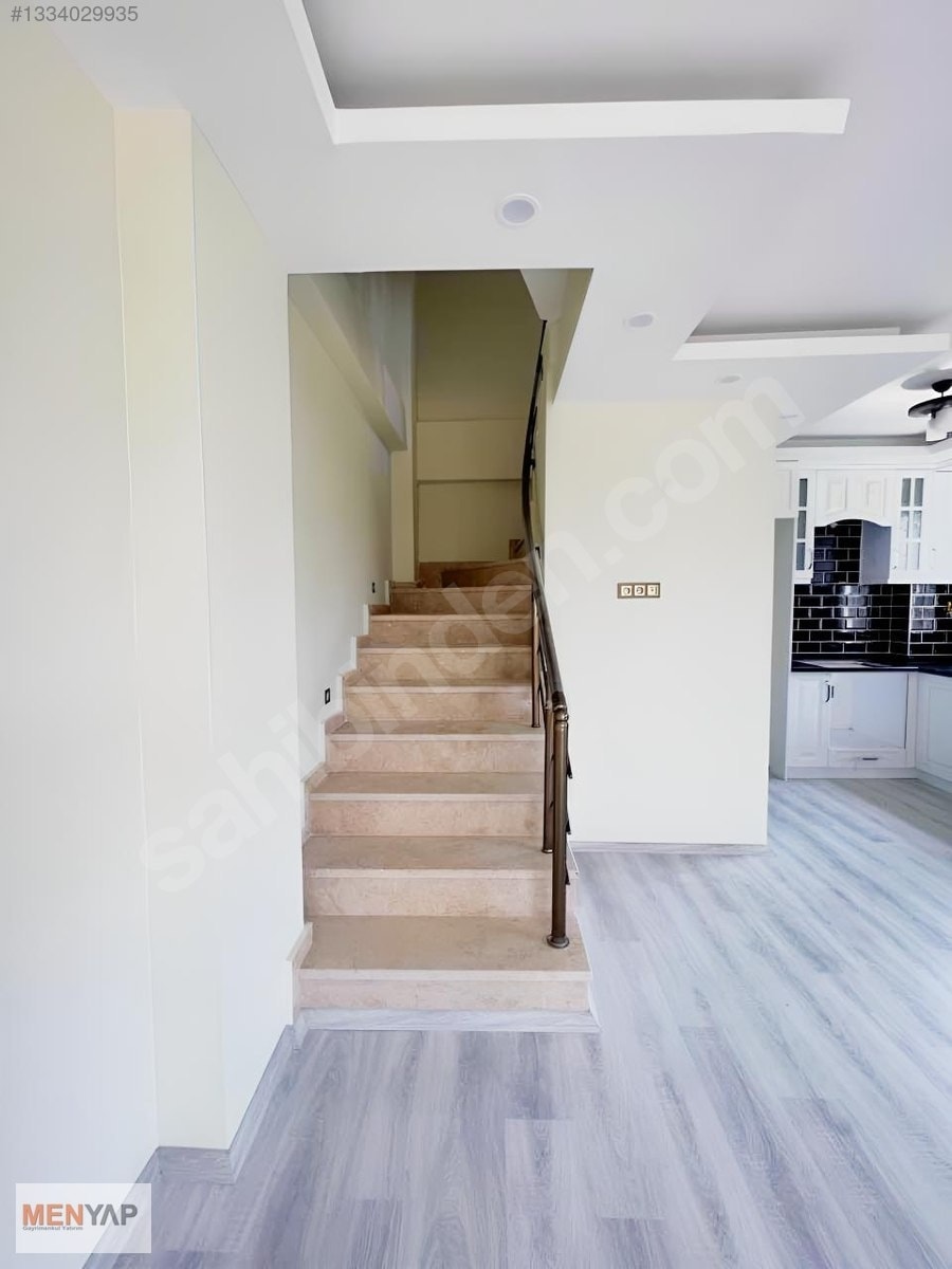 Yeniçiftlik’te Denize 200 Metre, Havuzlu Sitede İskanlı 4+1 Villa — fotoğraf 34