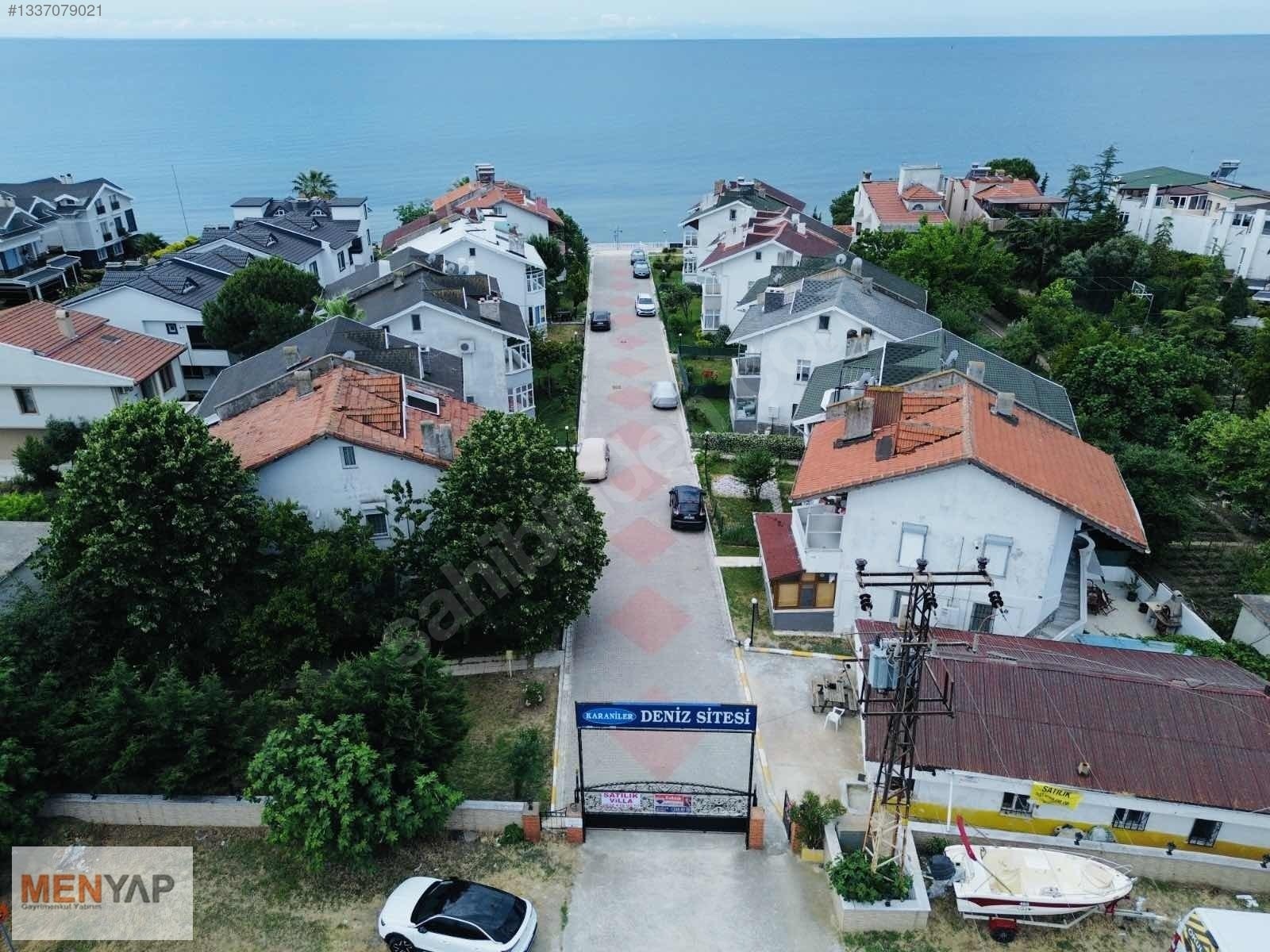 Yeniçiftlik’te Denize Sıfır Havuzlu Sitede Eşyalı 4+1 Dubleks Yazlık — fotoğraf 34