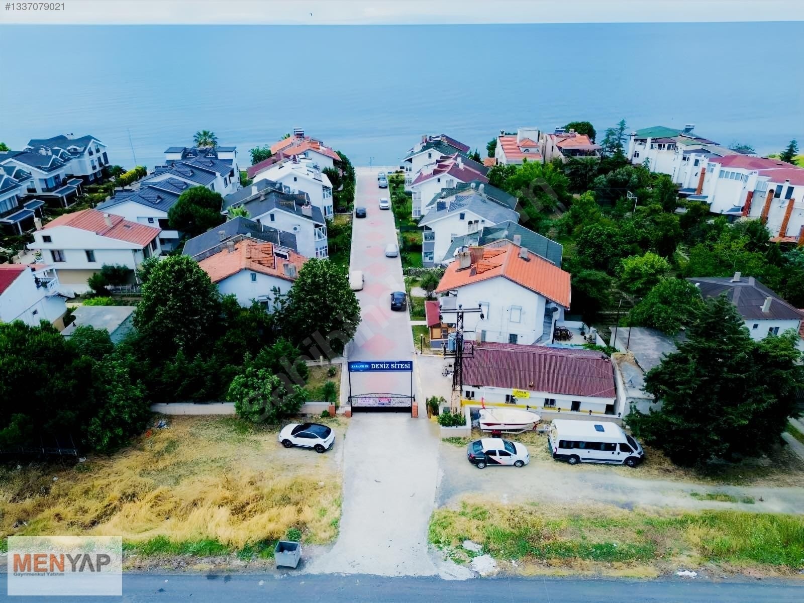 Yeniçiftlik’te Denize Sıfır Havuzlu Sitede Eşyalı 4+1 Dubleks Yazlık — fotoğraf 35