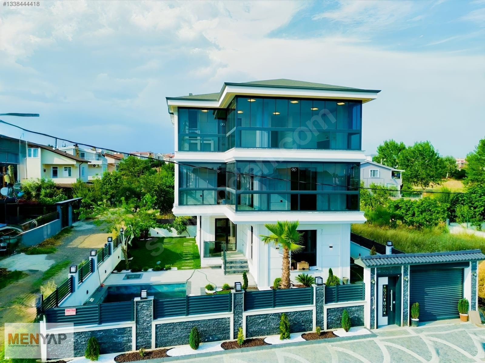 Yeniçiftlik Merkezde Denize Yürüme Mesafesinde Havuzlu 5+1 Villa — fotoğraf 35