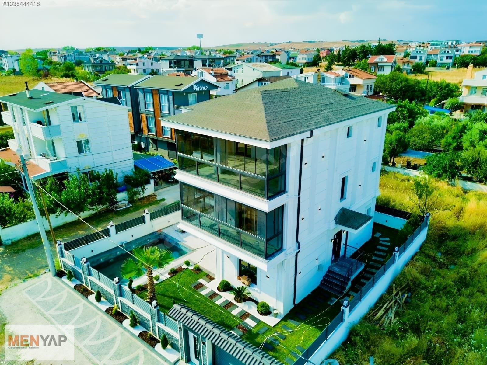 Yeniçiftlik Merkezde Denize Yürüme Mesafesinde Havuzlu 5+1 Villa — fotoğraf 39